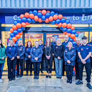 920-bmstores-brown-lennox-store-opening-59
