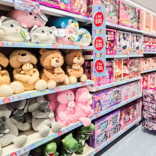 920-bmstores-brown-lennox-store-opening