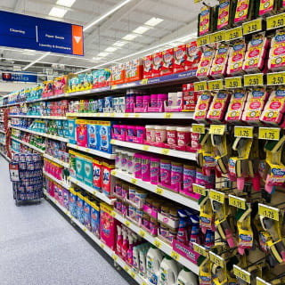 921-bmstores-stamford-store-opening-24