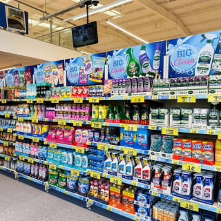 921-bmstores-stamford-store-opening-31