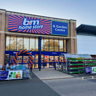 921-bmstores-stamford-store-opening-58