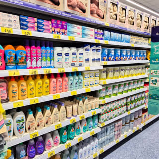 923-bmstores-aberdeen-store-opening-15