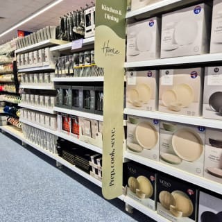 923-bmstores-aberdeen-store-opening-24