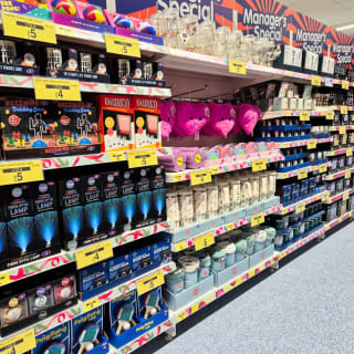 923-bmstores-aberdeen-store-opening-50