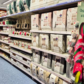 923-bmstores-aberdeen-store-opening-52