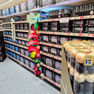 923-bmstores-aberdeen-store-opening-56