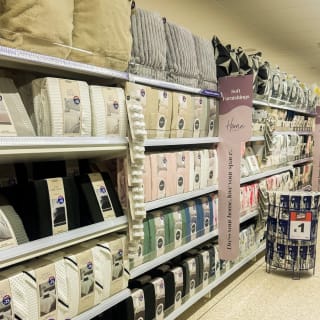 924-bmstores-cockermouth-store-opening-13