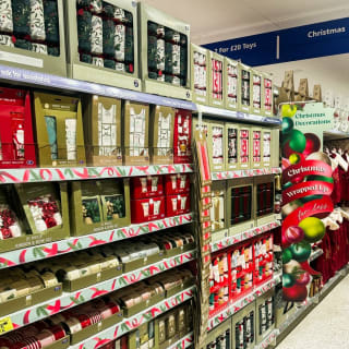 924-bmstores-cockermouth-store-opening-5