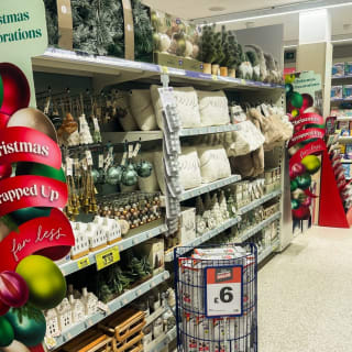 924-bmstores-cockermouth-store-opening-7