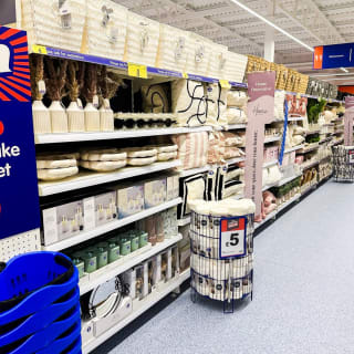 925-bmstores-priory-way-store-opening-37