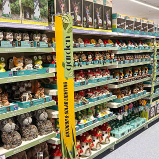 927-bmstores-diss-store-opening-2