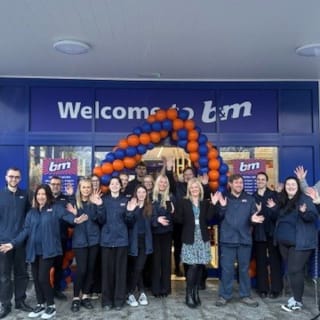 927-bmstores-diss-store-opening-22
