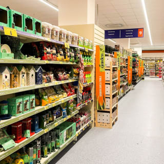 929-bmstores-hill-street-store-opening-18