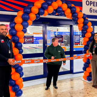 929-bmstores-hill-street-store-opening-3