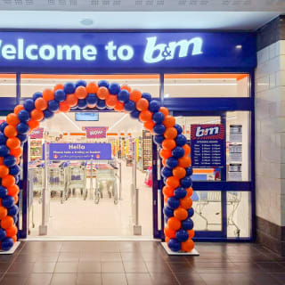 930-bmstores-byron-place-store-opening-26