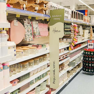 931-bmstores-peterhead-store-opening-18