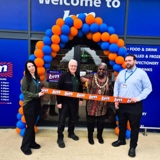 935-bmstores-waltham-cross-store-opening-18
