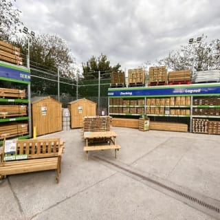 937-bmstores-carmarthen-store-opening-10