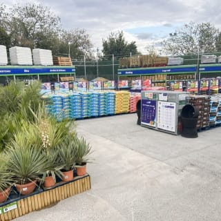 937-bmstores-carmarthen-store-opening-15