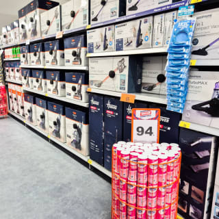 937-bmstores-carmarthen-store-opening-25
