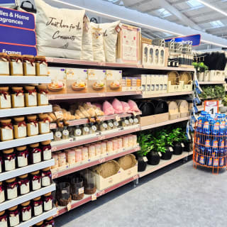 937-bmstores-carmarthen-store-opening-46