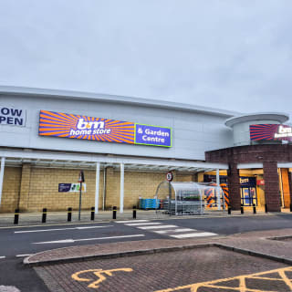 Photo of Hamilton - Palace Grounds Retail Park